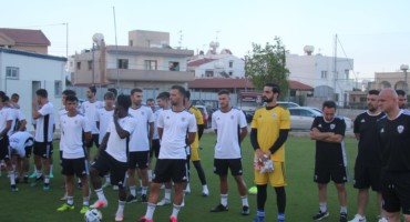 apo-loria-mechri-laferti-kai-sti-mesi-ti