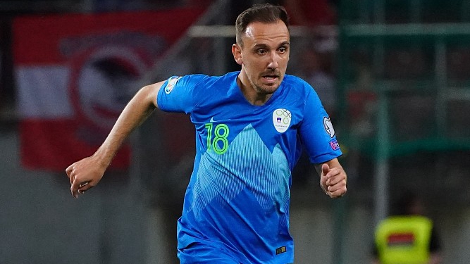 den-yparchei-proforiki-symfonia-me-ton-popovic