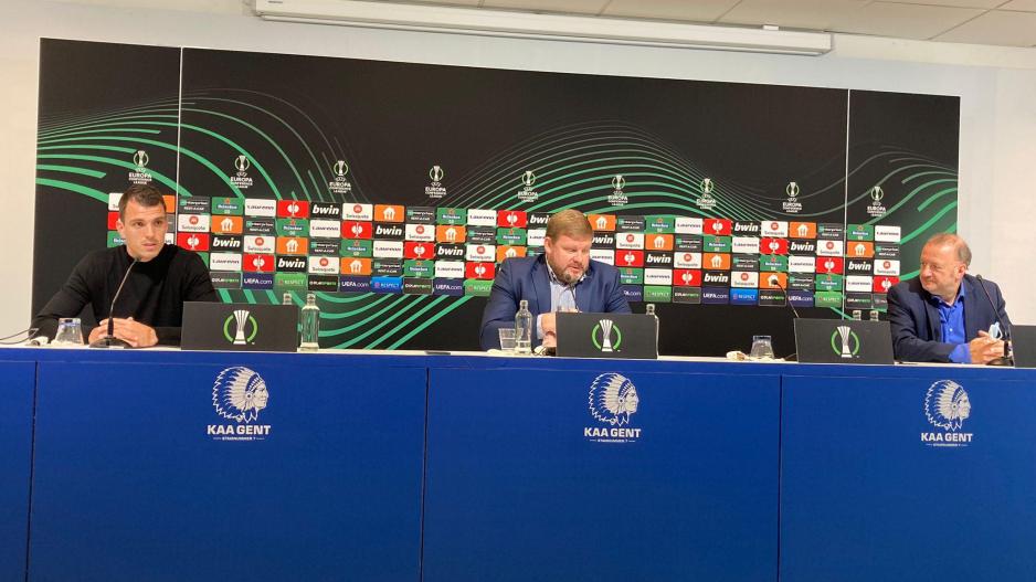 vanhaezebrouck-einai-mia-omada-me-megali-ebeiria