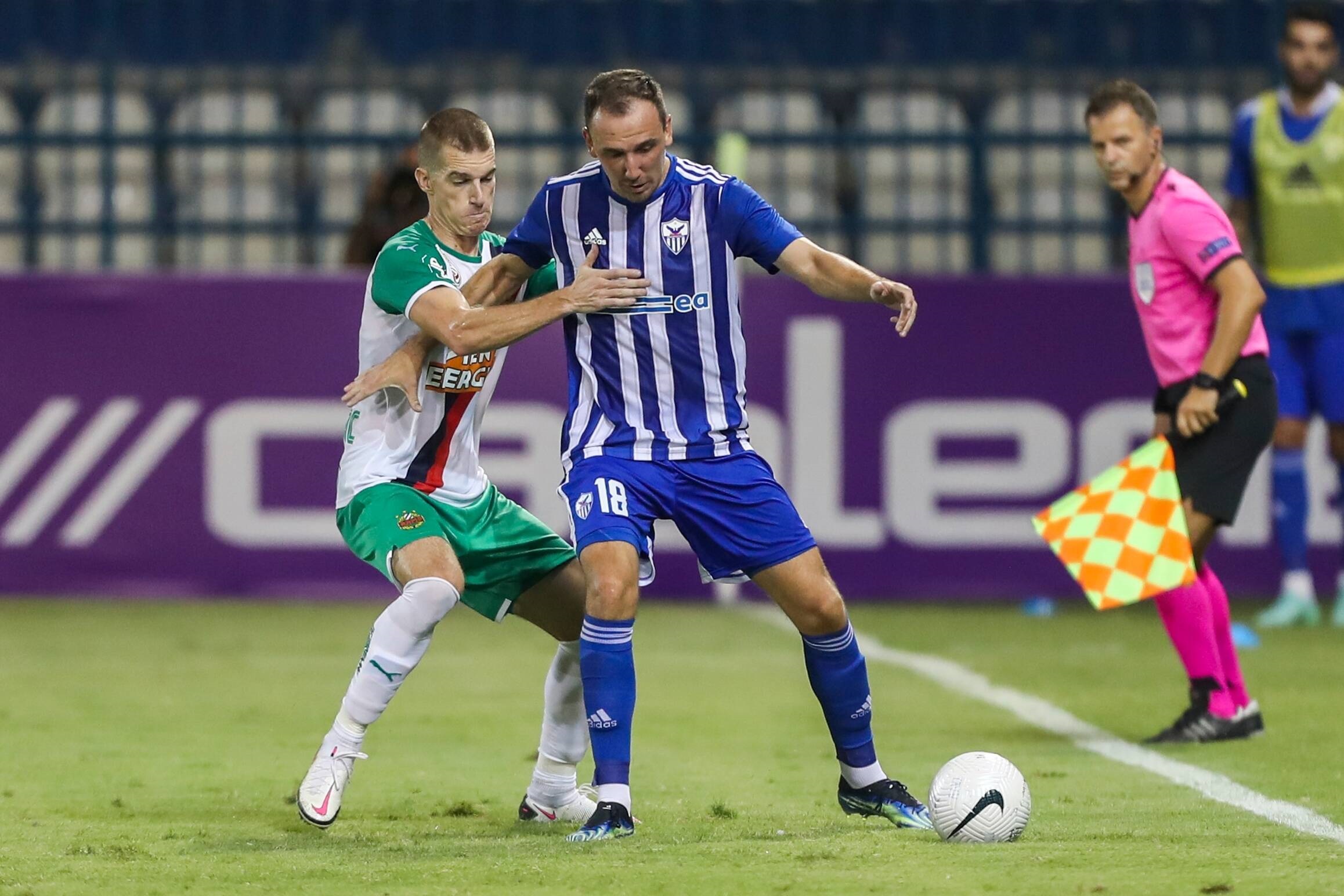 denis-popovic-o-proponitis-tonizei-synechos-oti-tha-diekdikisoume-kai-ta-dyo-tropaia
