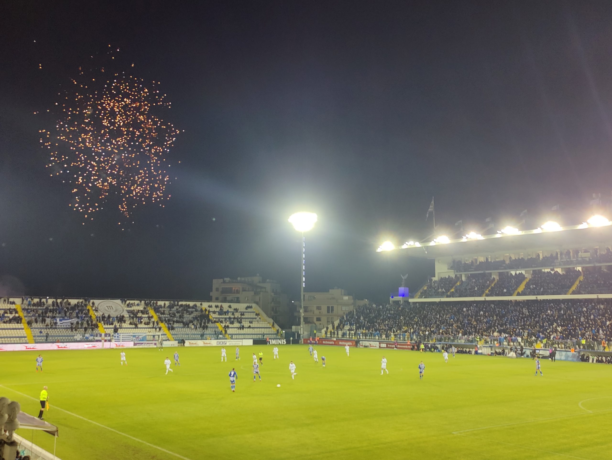 i-parakamera-tou-charilaou-apenanti-stin-omonoia