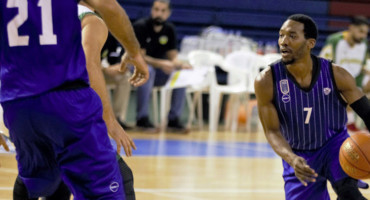 ekane-afto-pou-eprepe-kai-sto-basket