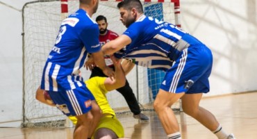 stin-koryfi-i-anorthosi-me-to-telos-tis-a-fasis