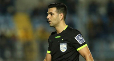 me-menelao-antoniou-o-agonas-kontra-ston-ethniko