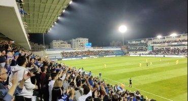 psychomeni-emfanisi-apisteftos-kosmos