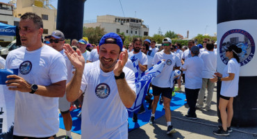 epestrepse-stin-podosfairiki-anorthosi-o-giatros
