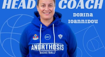 sti-dorina-to-timoni-tis-gynaikeias-omadas-kalathosfairas