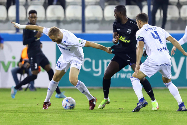 ta-stigmiotypa-apo-to-paichnidi-me-ton-ari