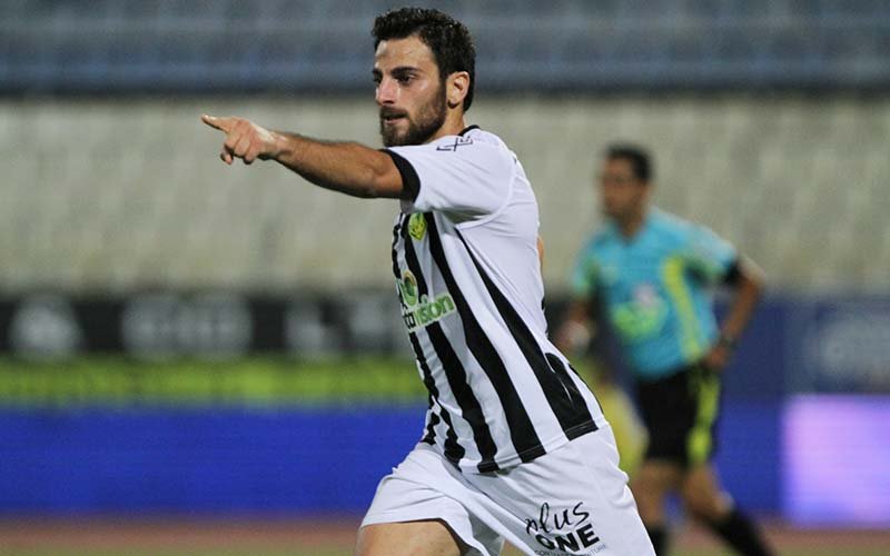 mallon-zei-se-alli-chora-o-koullis