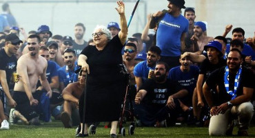 ka-foteini-tous-agapo-tous-machites-giati-echoun-psychivideo