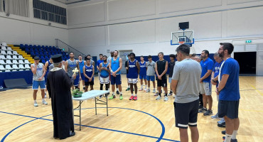 agiasmos-kai-foularoun-michanes-sto-basket