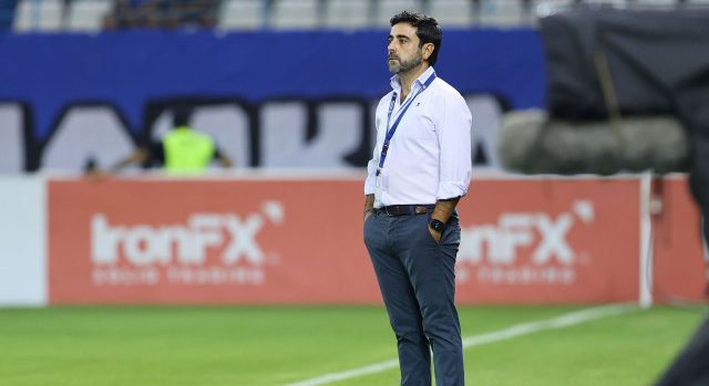 gkagiecho-i-anorthosi-tha-palevei-se-kathe-paichnidi-gia-ti-niki