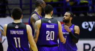 ta-stigmiotypa-apo-tin-chthesini-niki-epi-tou-apoel-sto-basket