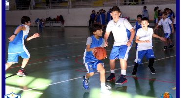 neo-camp-apo-tin-basketiki-anorthosi