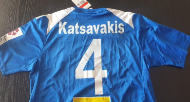vazei-se-dimoprasia-fanela-o-nikos-katsavakis-gia-tin-anorthosi
