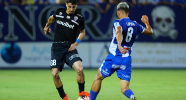 de-tha-einai-tileoptiko-to-simerino-filiko-me-ton-ethniko