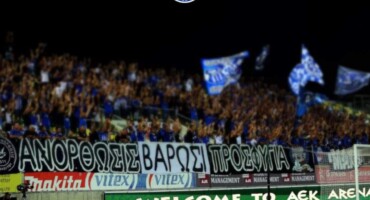 anakoinosi-me-pyra-pros-politeia-kop-kai-aek