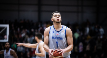 me-ton-foinika-sto-stithos-o-vretanos-diethnis-jordan-williams