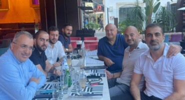 koini-anakoinosi-anorthosis-kai-aek