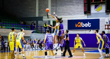 diplo-sto-lefkotheo-me-buzzer-beater