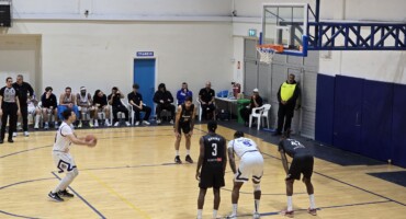 kako-2o-imichrono-kai-nea-itta-sto-basket