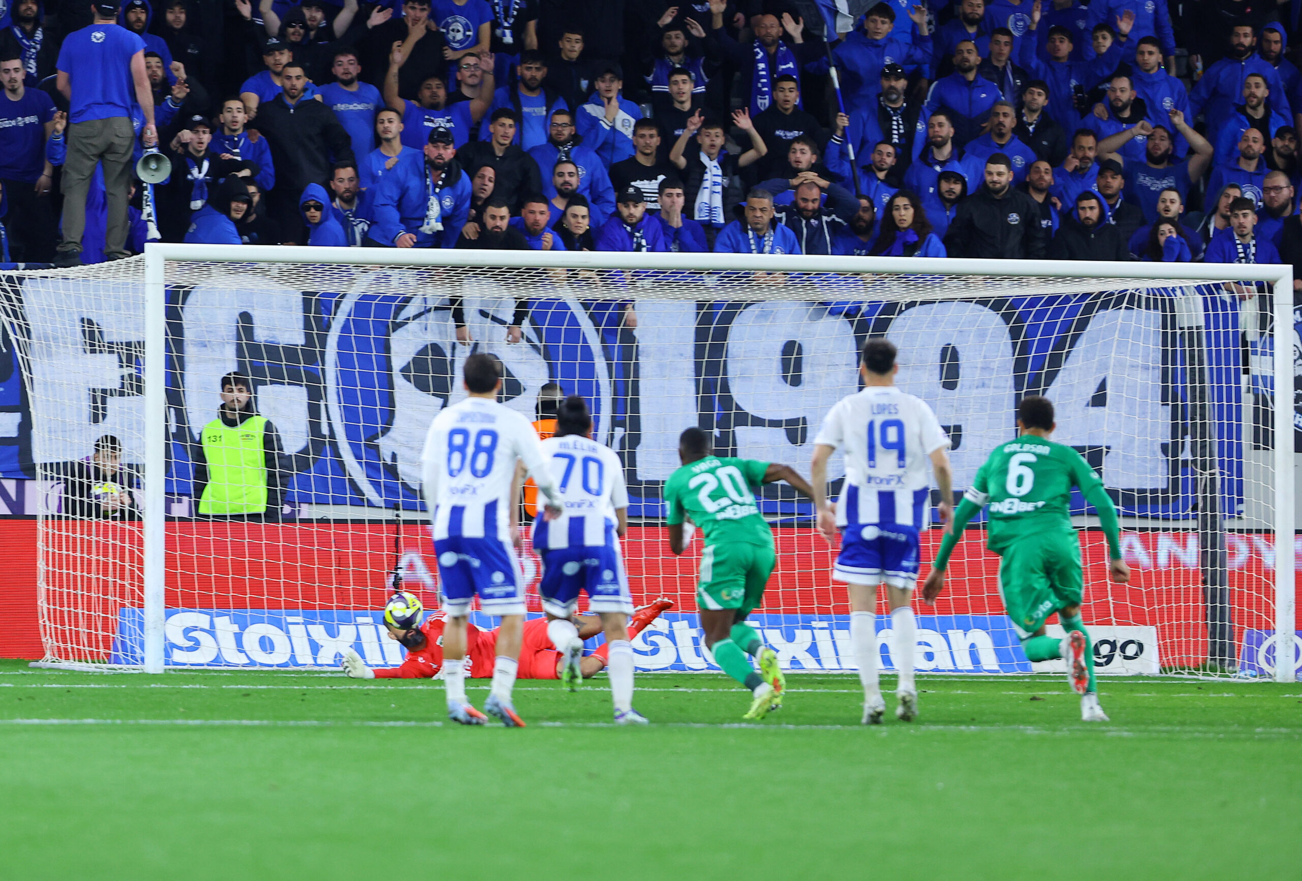 ta-stigmiotypa-tis-nikis-epi-tou-ari